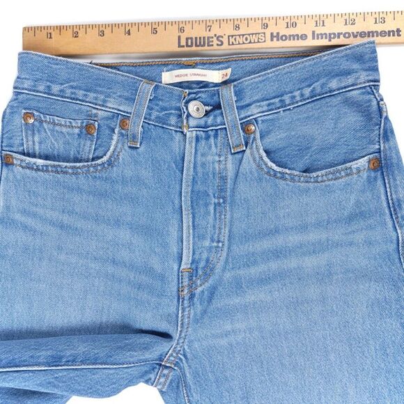 LEVIS Premium Wedgie Straight Distressed Knee Raw Hem Ankle Crop Jeans 24 x 26 - Picture 3 of 11